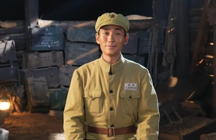 同样演志愿军吃土豆,把易烊千玺和张子枫放在一起看,差别出来了