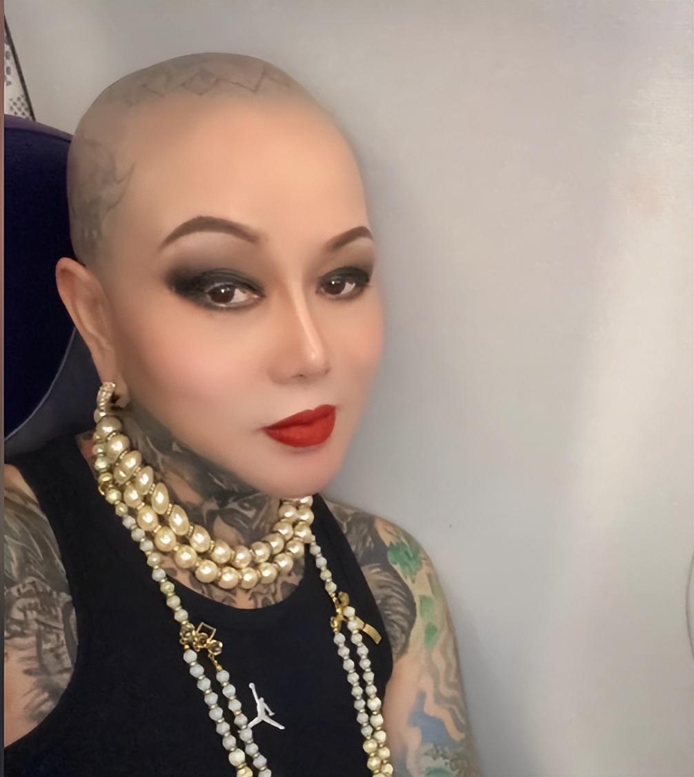 浙江第一富婆宾利姐谁娶我我送他顶配宾利后来如何了