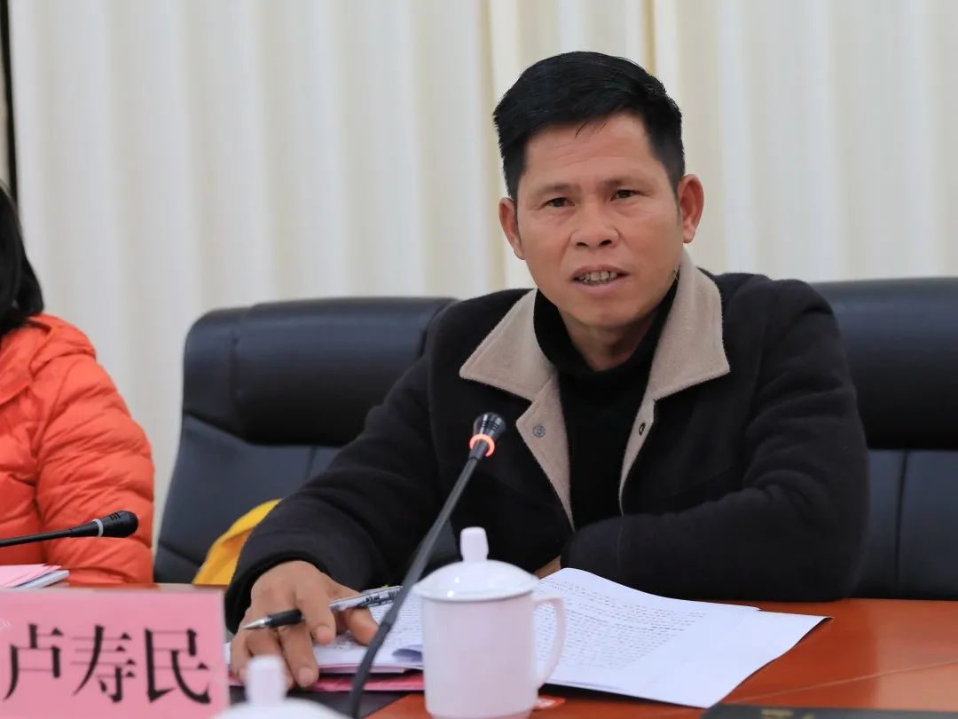 茅仲华到柳州集中听取代表委员意见建议