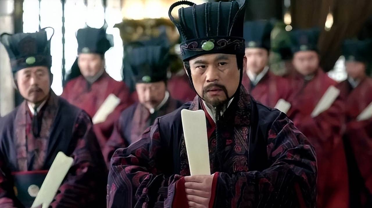 东晋庾亮擅权专政,排挤司马宗,逼反苏峻,祖约起兵对抗朝廷