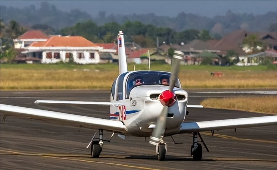 小国空军篇——老挝空军