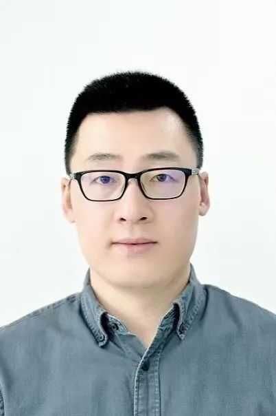 王骏,副教授,1988年11月生.