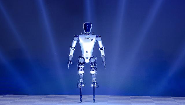 华为天才少年创业首秀:推出智能机器人远征a1,20万成本,你信吗