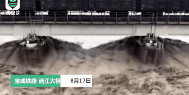 |紧急！乐山大佛脚趾头被洪水漫过，九寨沟景区关闭……这些画面让人揪心