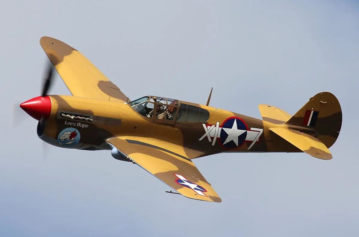 飞行的战斧:美国寇蒂斯p40战斗机