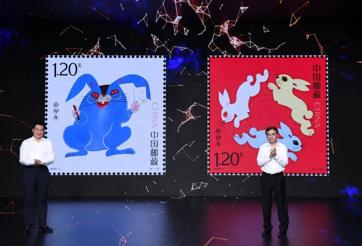 中国邮政兔年邮票被吐槽 网友：透露着强烈的妖气