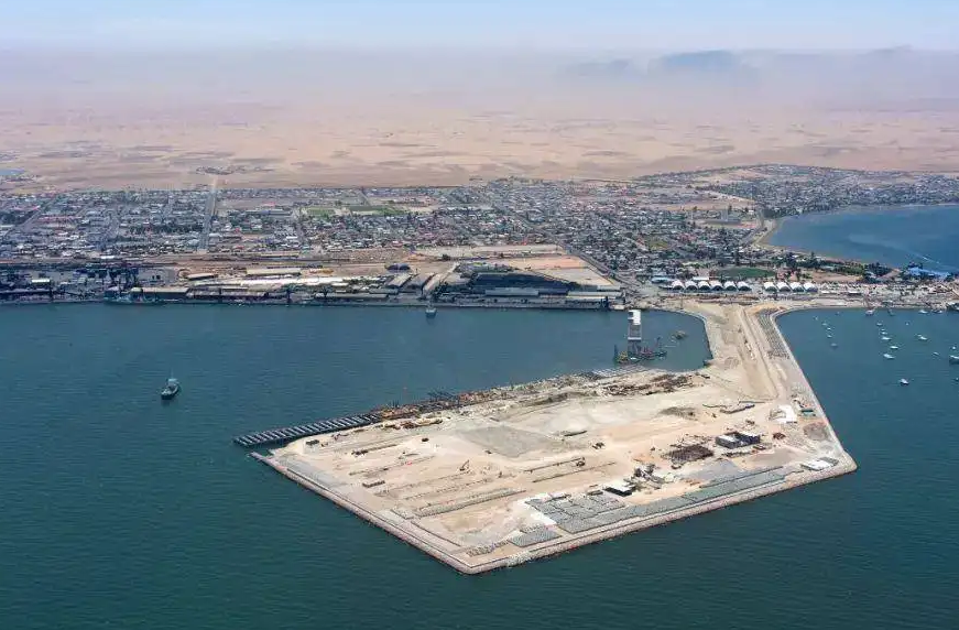 距离中国超1.3万公里,我国首个海外基地,战略位置有多重要?