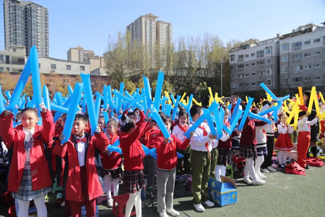 雁塔雁南小学举办第九届校园艺术节合唱比赛