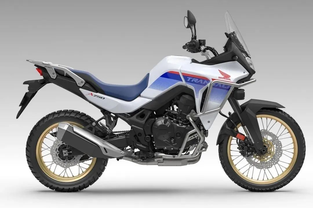 本田复古拉力车型xl750 transalp在日本亮相,售价1265000日元