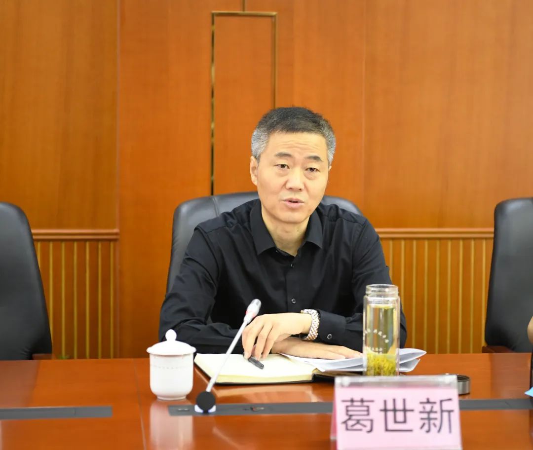 市委常委,政法委书记葛世新来巢湖法院督导深化"三个以案"警示教育和
