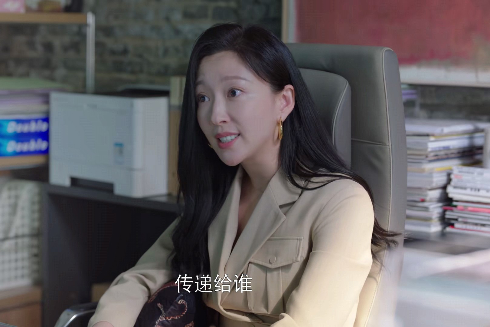 回看《欢乐颂3》第1集,何悯鸿接连得罪6个人,她的本性早已暴露