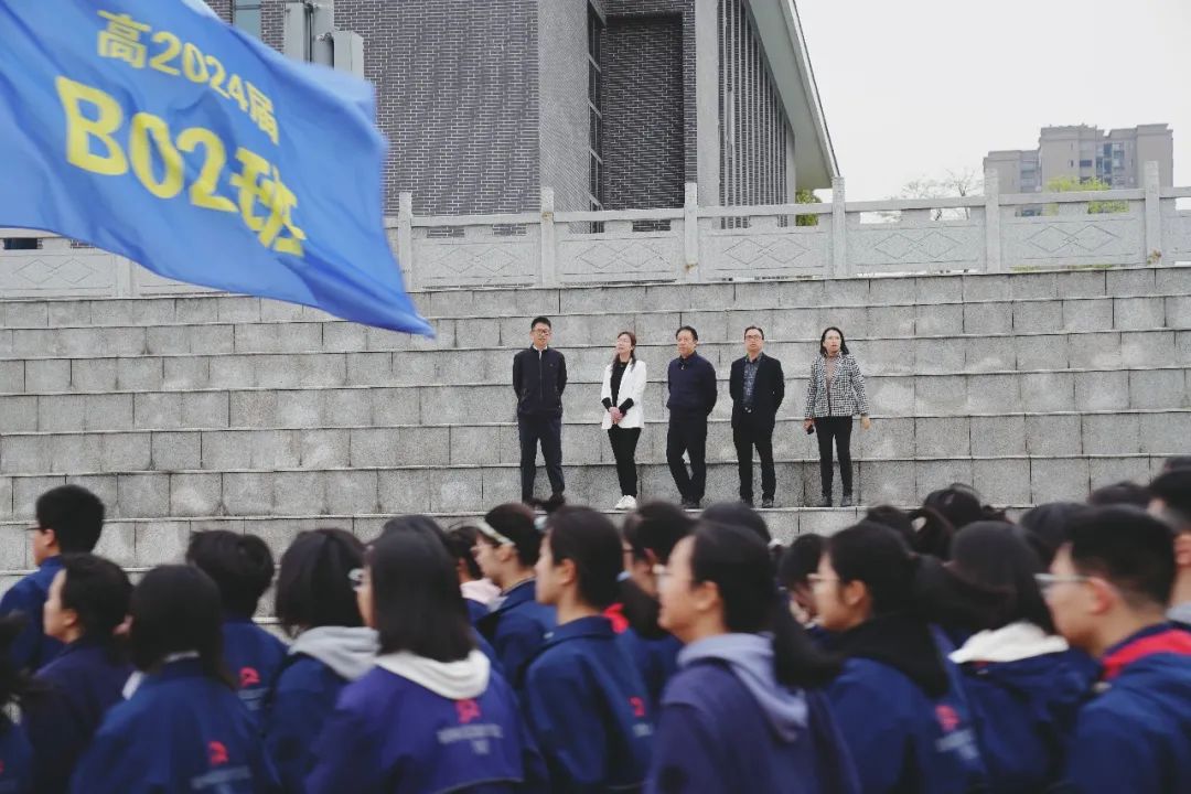 重庆市璧山中学校与四川省广安代市中学签署结对共建协议