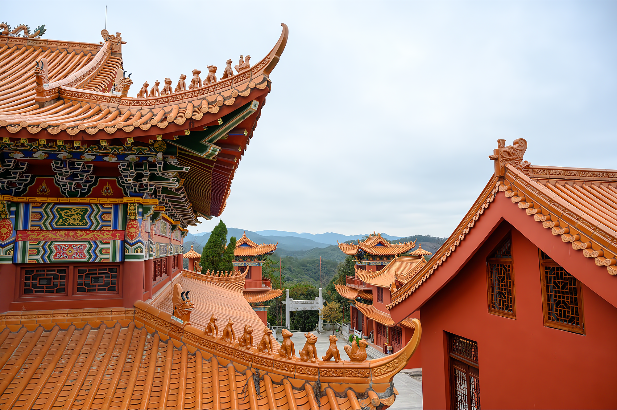 藏在全南高山之巅的天龙山寺,至今400多年历史,常年香火旺盛