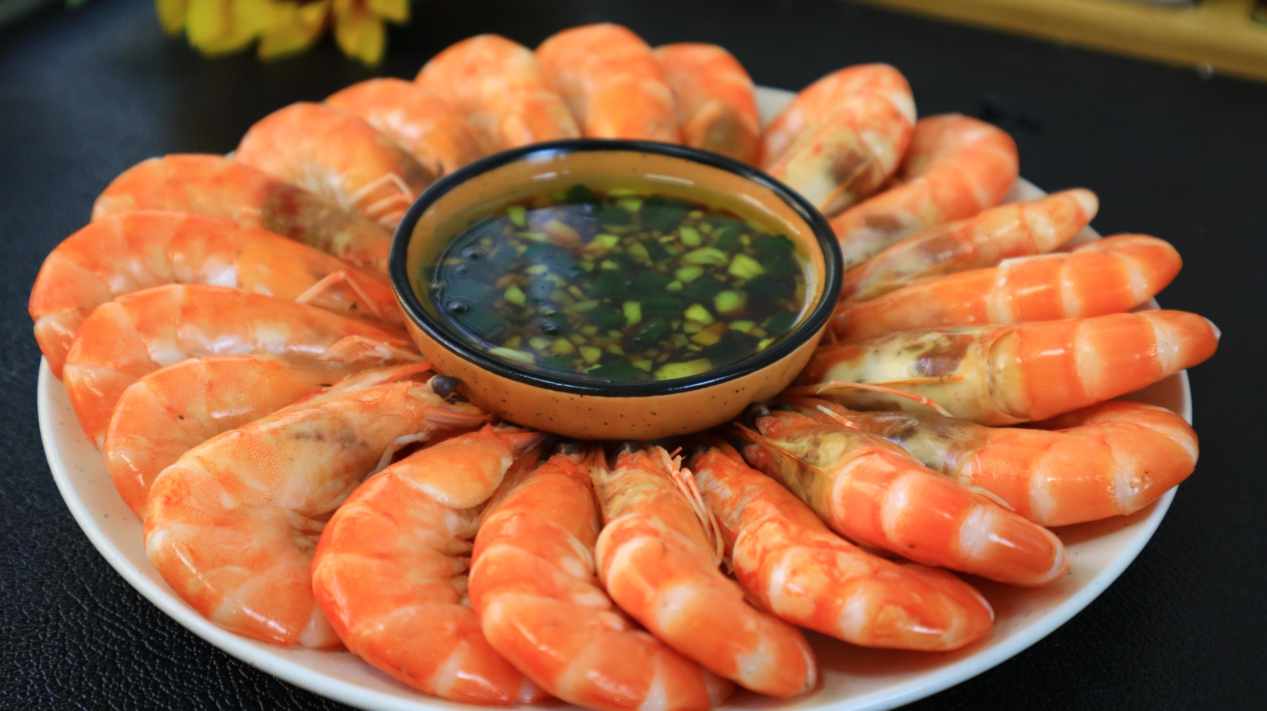 白灼虾要好吃,火候很重要,这个方法你务必要学会,鲜肉鲜甜q弹