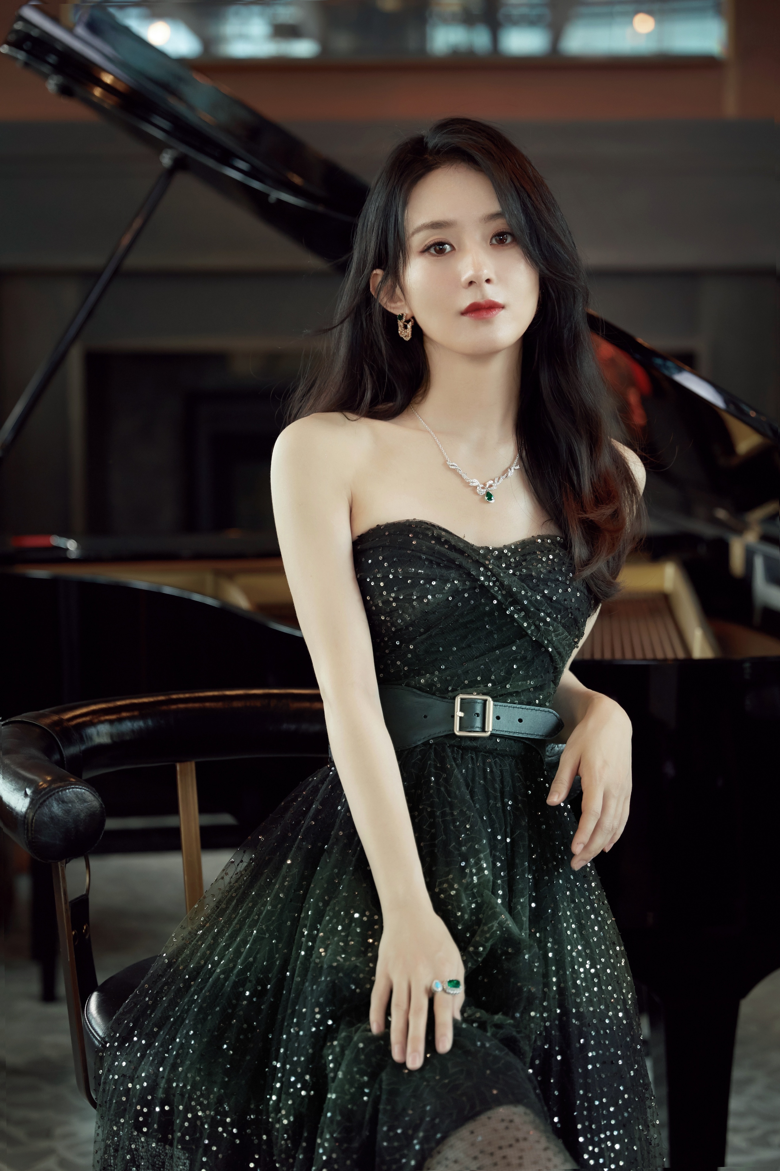 赵丽颖冯绍峰复婚,怀二胎补办婚礼?资深狗仔辟谣纯属无稽之谈!