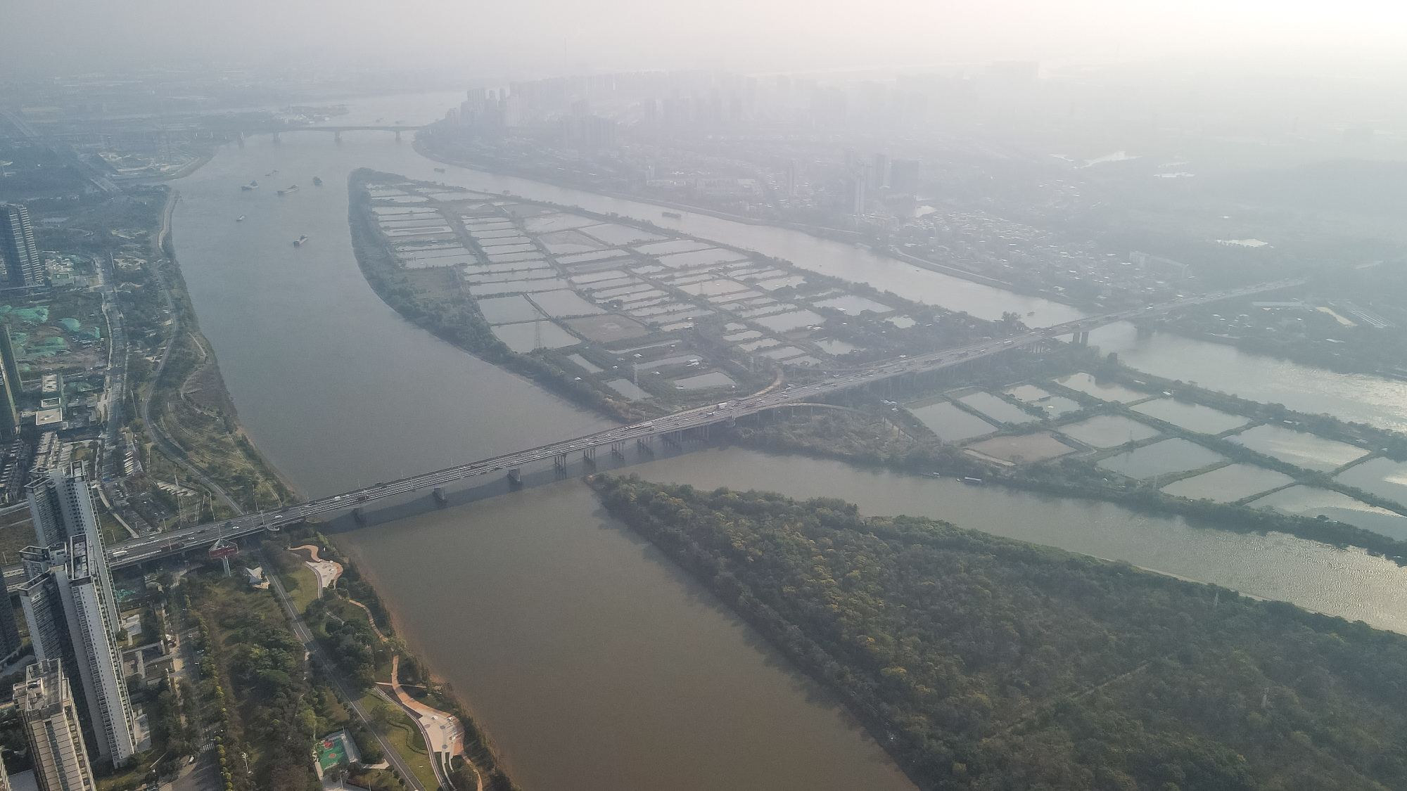 顺德城市新地标,航拍下的金凤凰广场,景观太震撼了