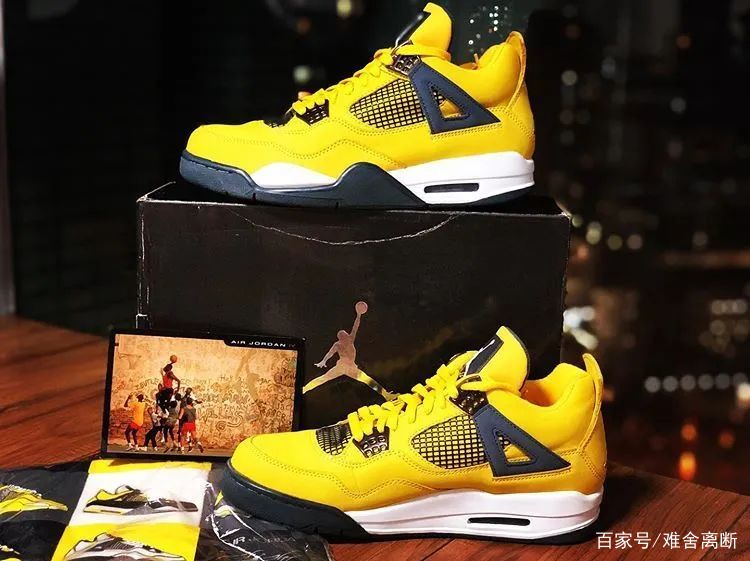 aj4上次复刻的年份（aj4复刻童鞋）-第2张图片-潮百科