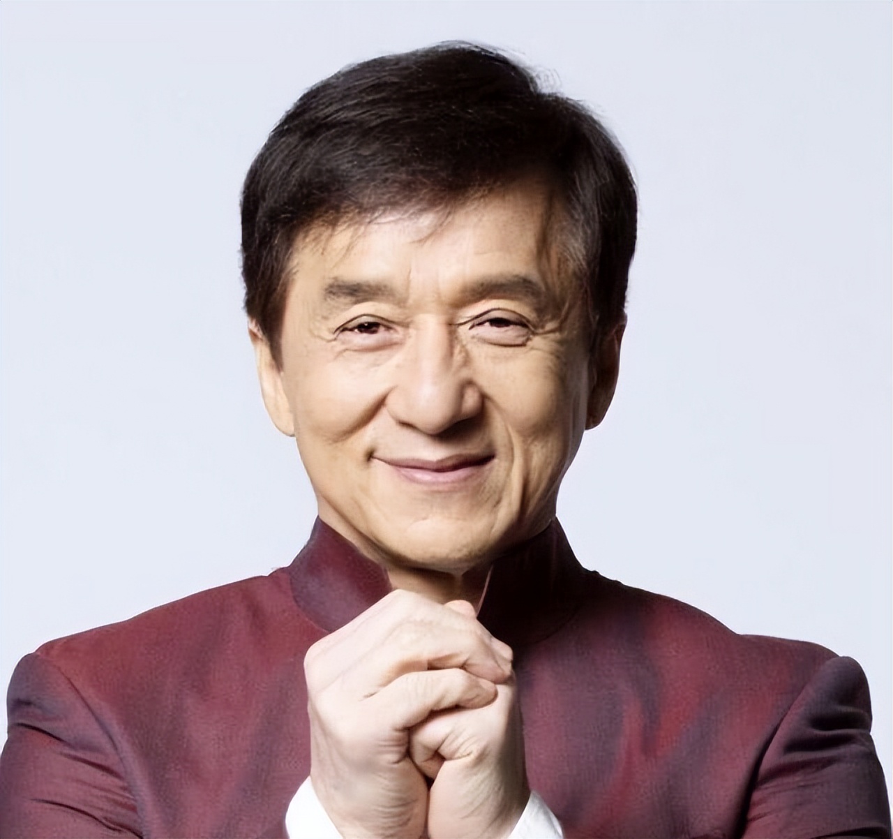 37年后再看周润发成龙:两人不合作的那些年,藏着太多的意难平