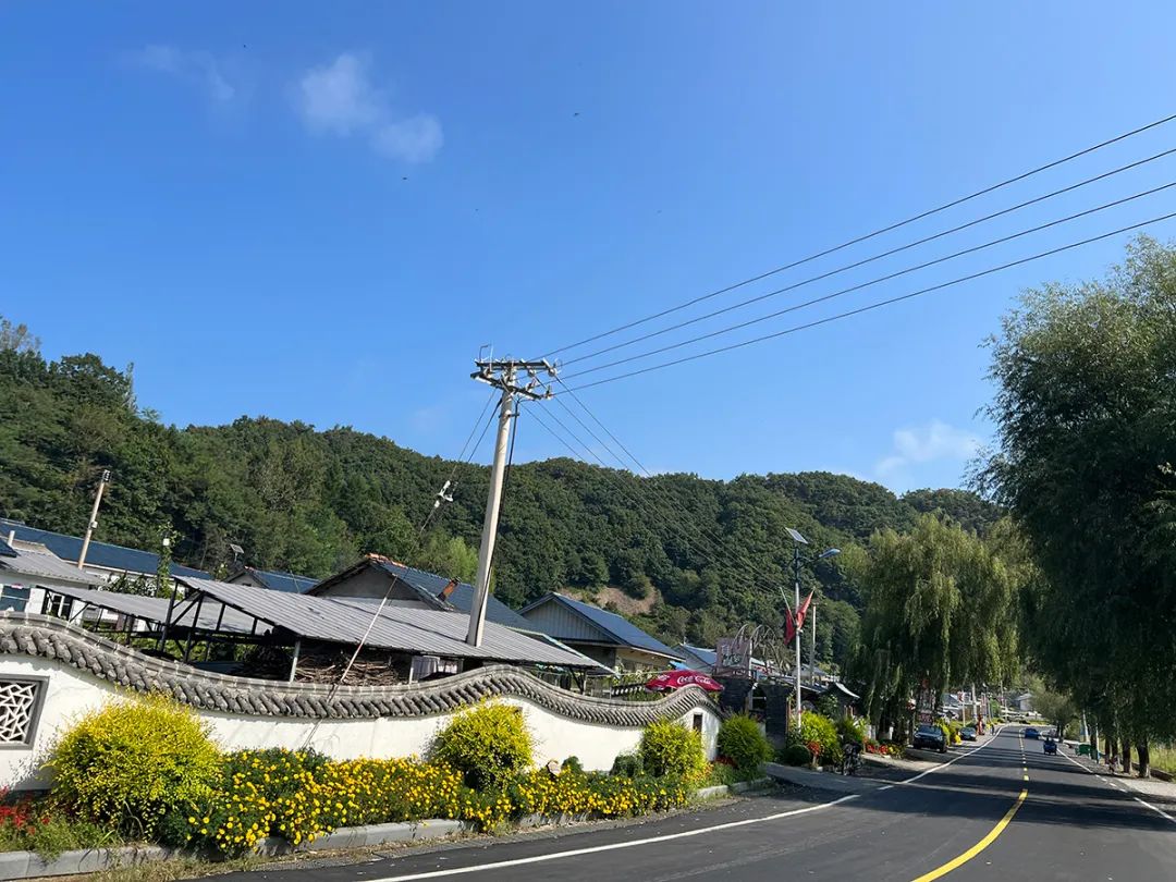 电影缝纫机乐队里的摇滚之城集安大吉他!百图带你走进集安