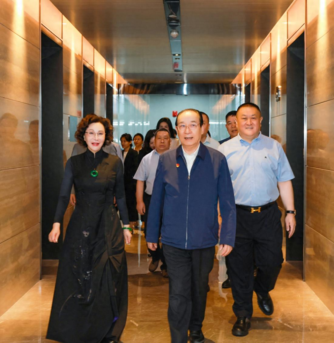 中社工联企业公民委员会会长曹志斌一行赴马氏集团视察指导