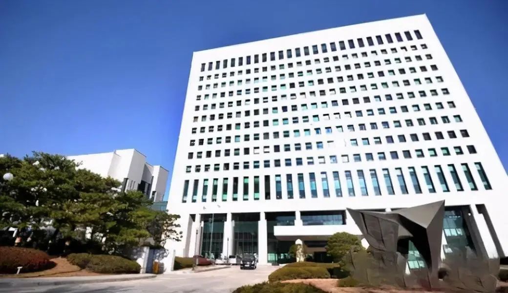 另一个角度读懂世界:文在寅与韩国检察厅