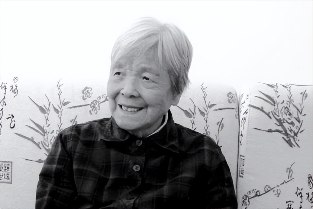 享年100岁!开国将军甘祖昌夫人,"老阿姨"龚全珍与世长辞