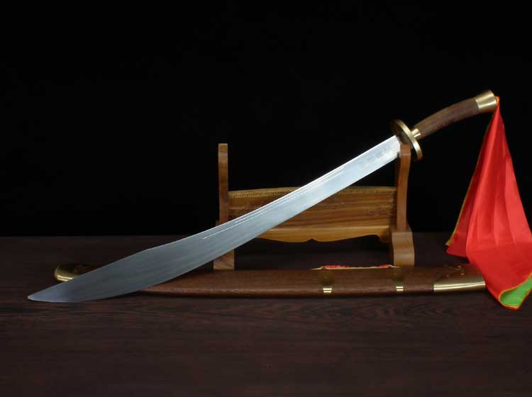 中国民间故事:宝刀在手