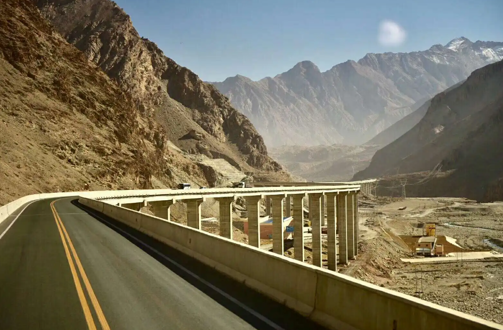 中巴公路:一条连接两国发展的"一带一路"之路