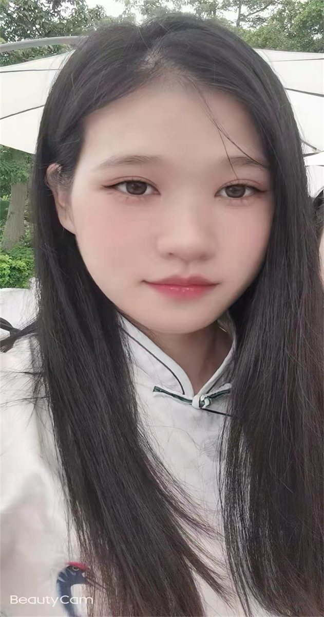 谢小玉:甜美而又时尚的俊俏女孩