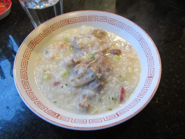 粤菜谱75期 广东大排档菜 姜葱焗生蚝煲的做法 李锦记旧庄蚝油