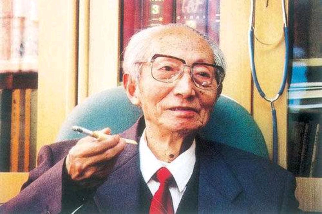 首届国医大师裘沛然,擅治疑难杂症,独创中医"三基"教育法