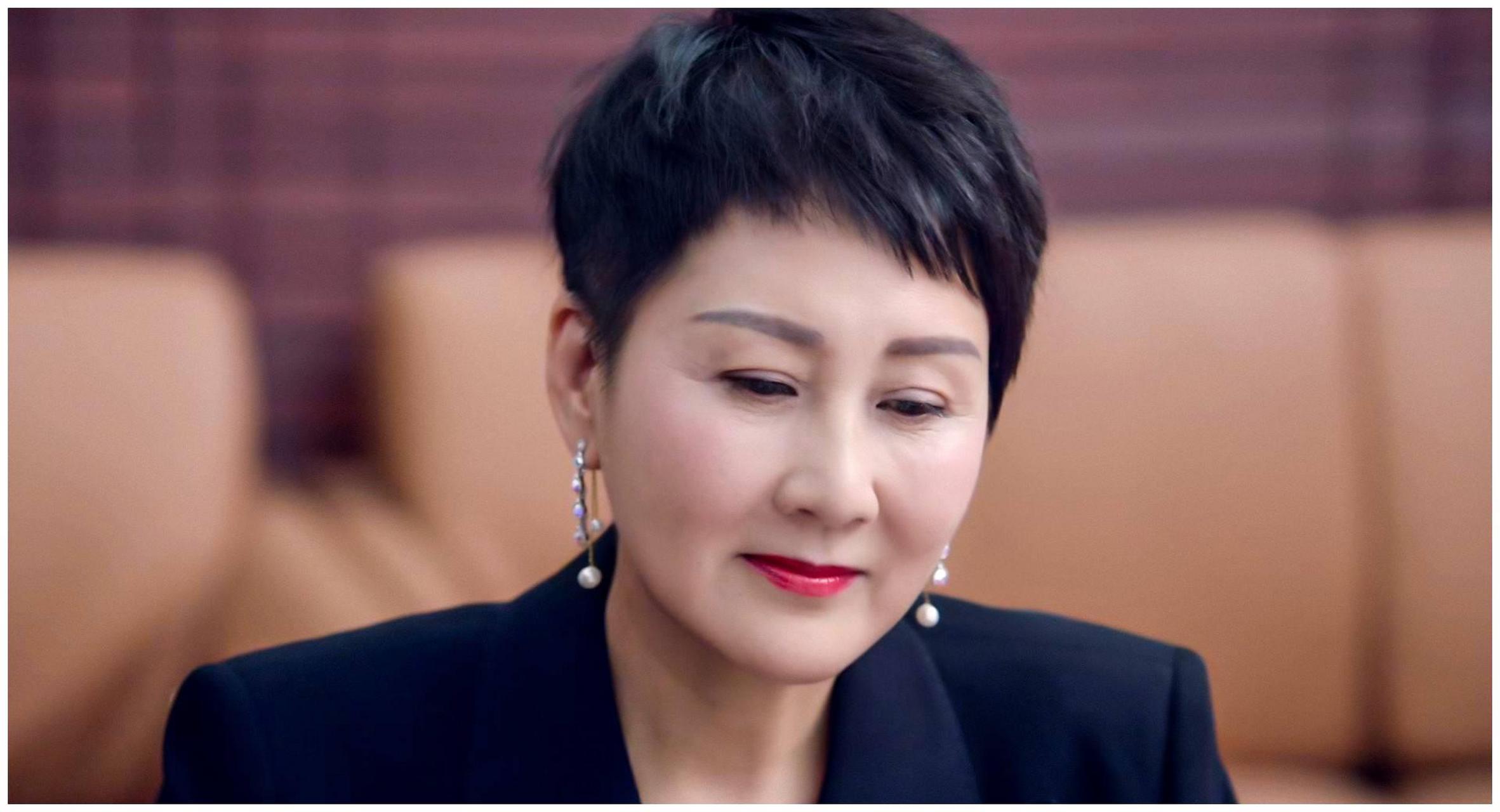 国家一级演员张凯丽在《渴望》中饰演的刘慧芳广受好评,但她现实生活