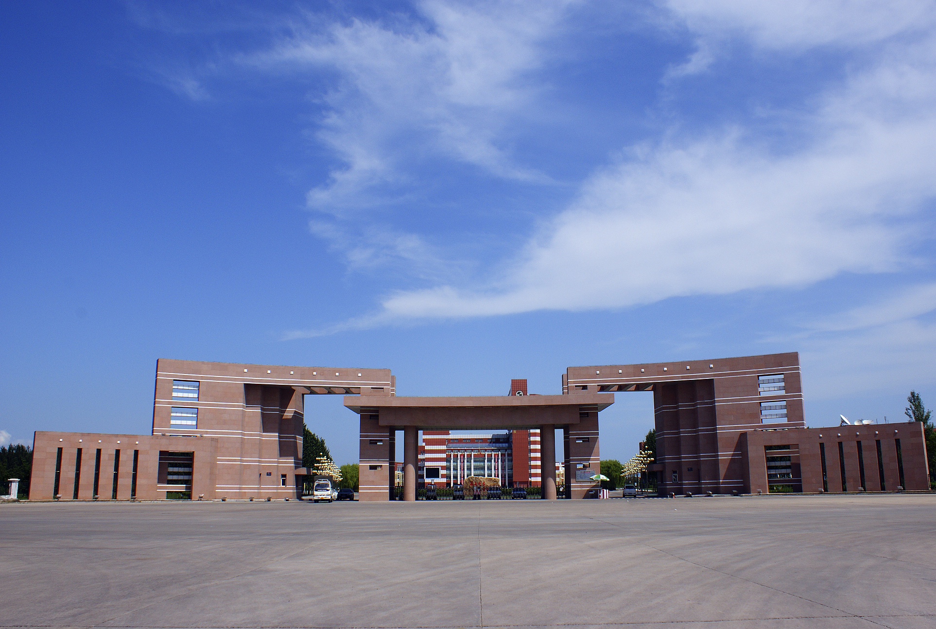 这所学校,原本是三大粮食学校之一,最终为何却变成了工业大学?