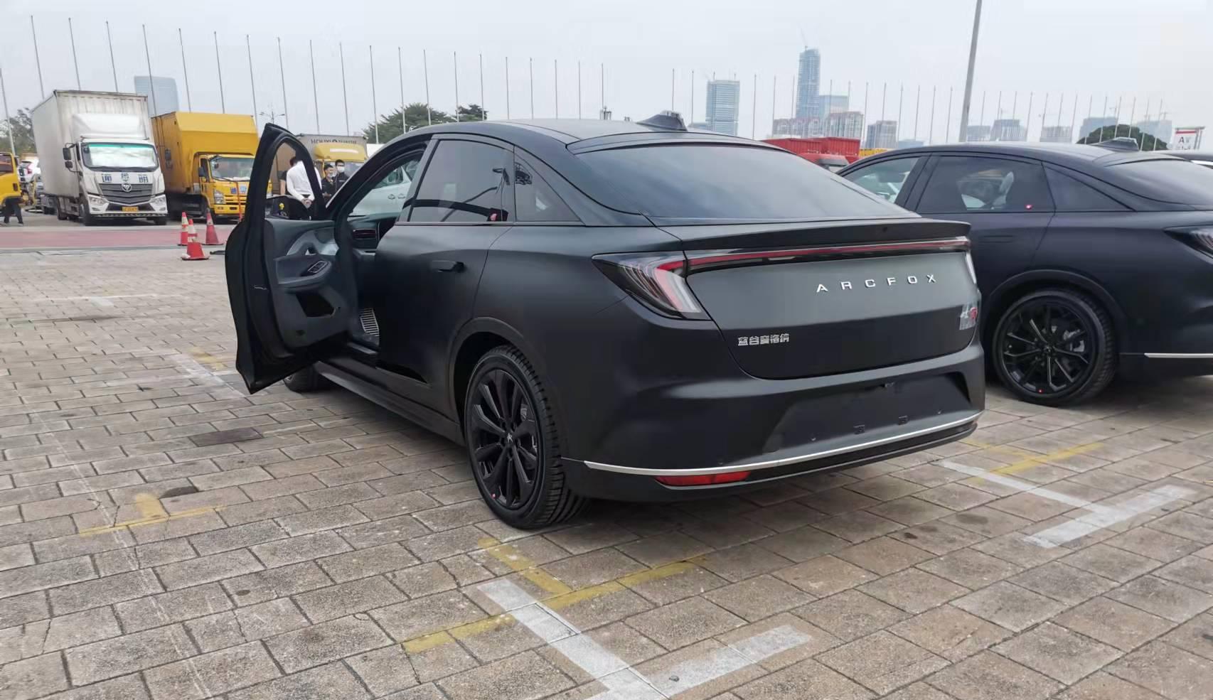 2021广州车展 2021广州车展探馆:极狐阿尔法s华为hi版