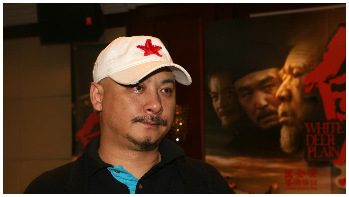 王全安:3次"放飞自我",陷入"万劫不复",网友:艳福不浅