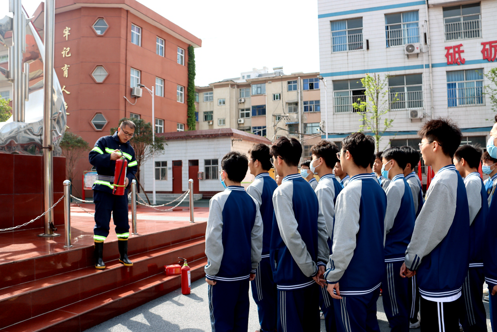 许昌市第三中学图片