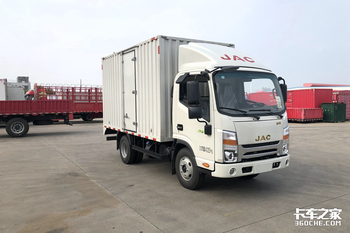 这身材绝对灵活!配130匹锐捷特动力,国六江淮帅铃q3轻卡详解