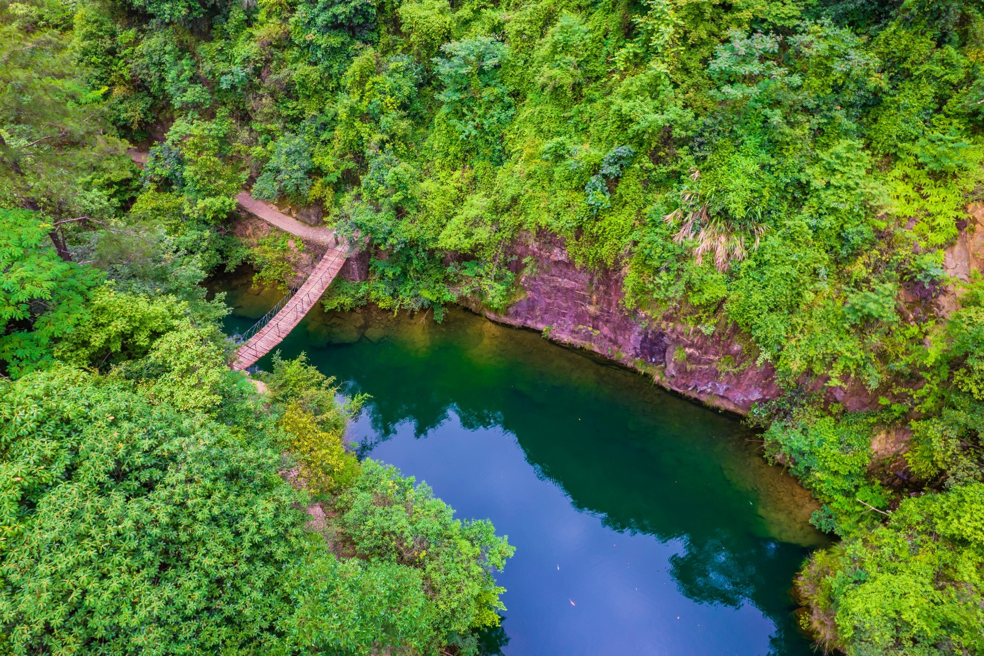 桐庐大奇山国家森林公园,杭州的小九寨,是夏季避暑休闲的好去处
