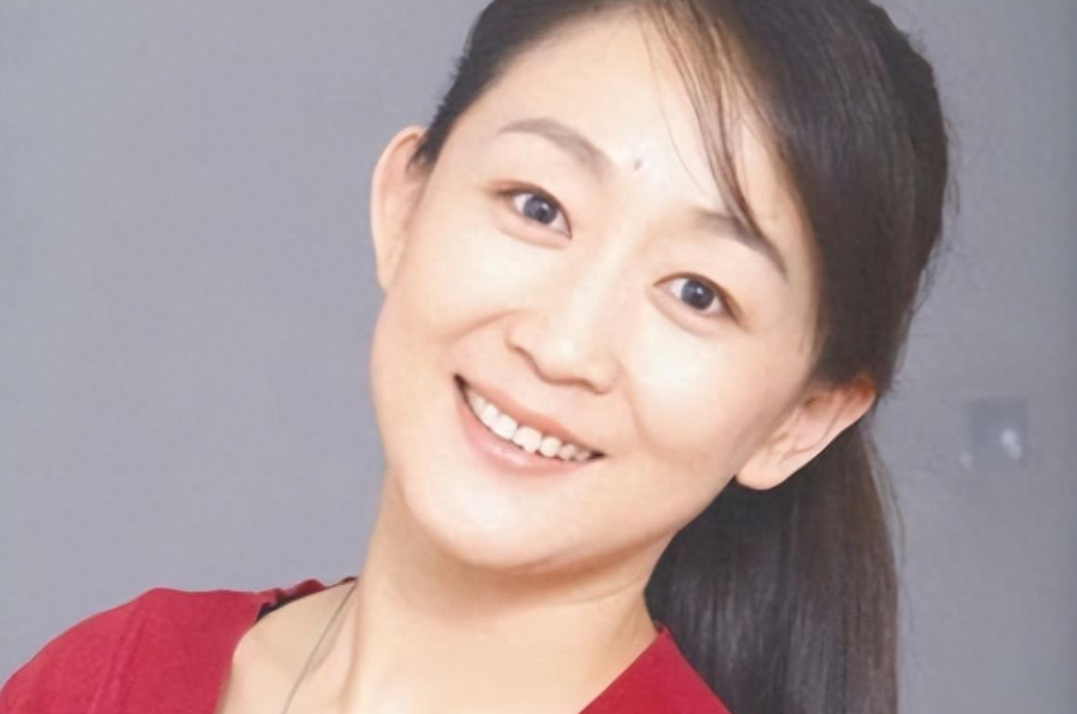 回顾国家一级演员陈瑾因长相被嫌弃坚决不整容后拿奖拿到手软