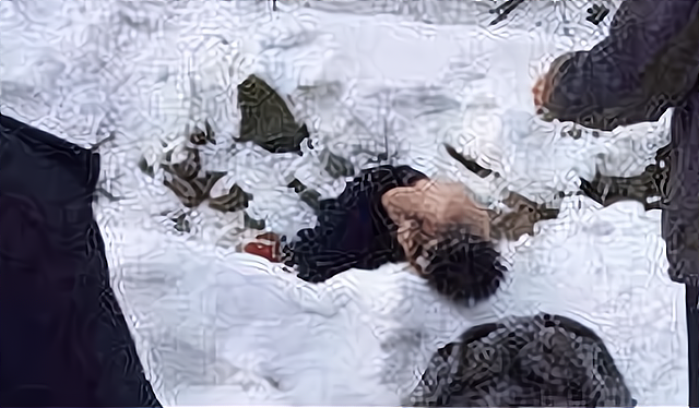 为什么冻死的人,有1/4在死前会脱去衣服?或许颠覆你的认知