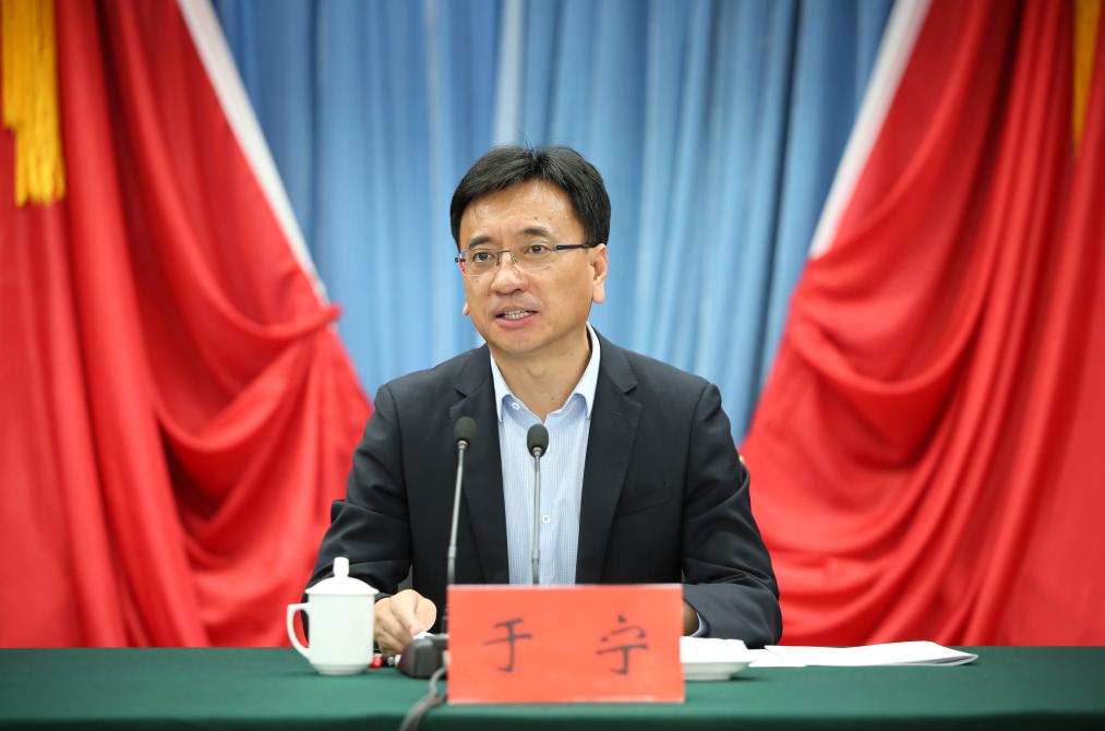 我市召开潍烟高铁(莱州段)征地拆迁动员部署会议