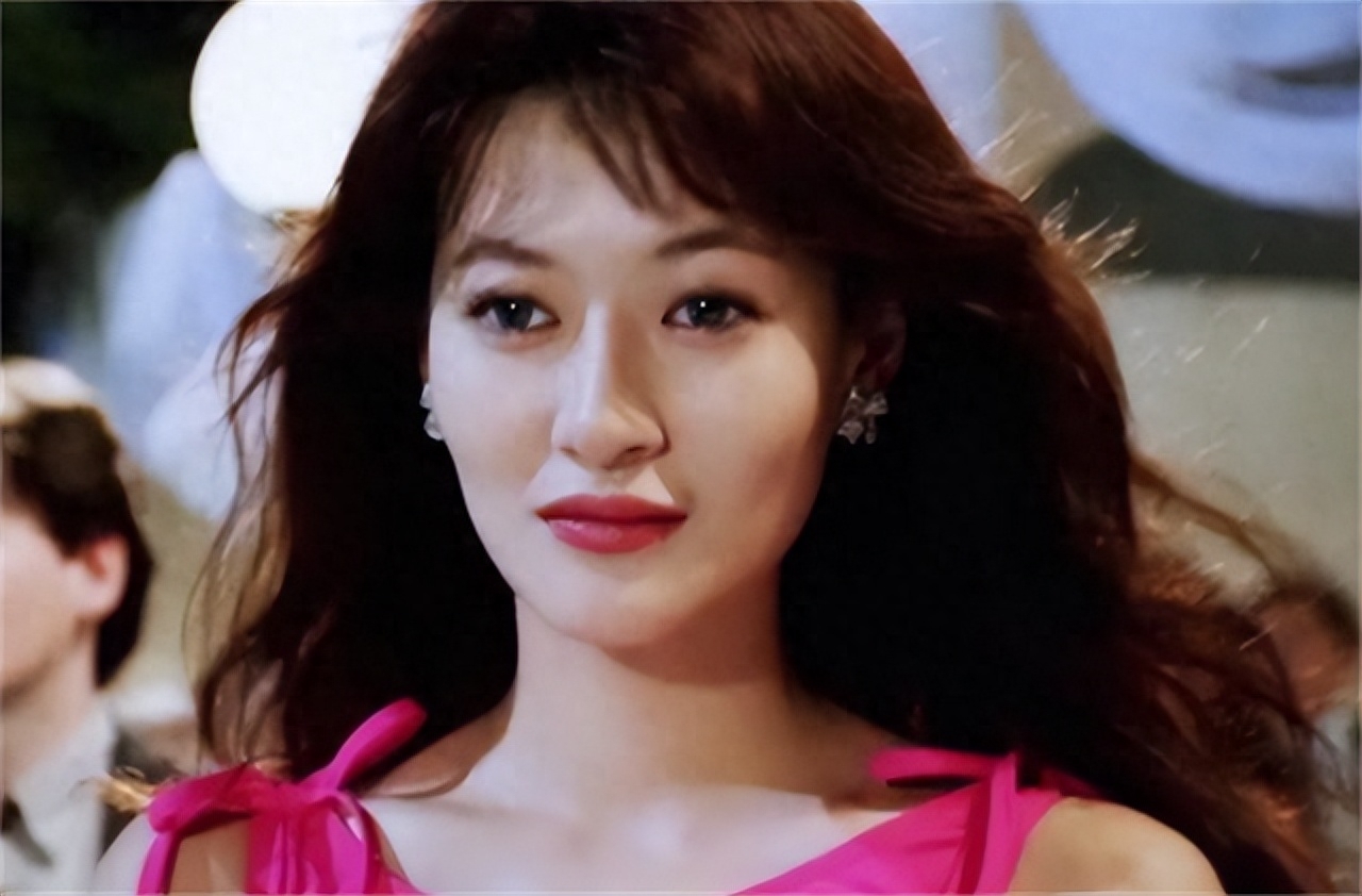 回顾黄任中10年赚56亿花20亿在女友身上晚年给儿子26亿债务