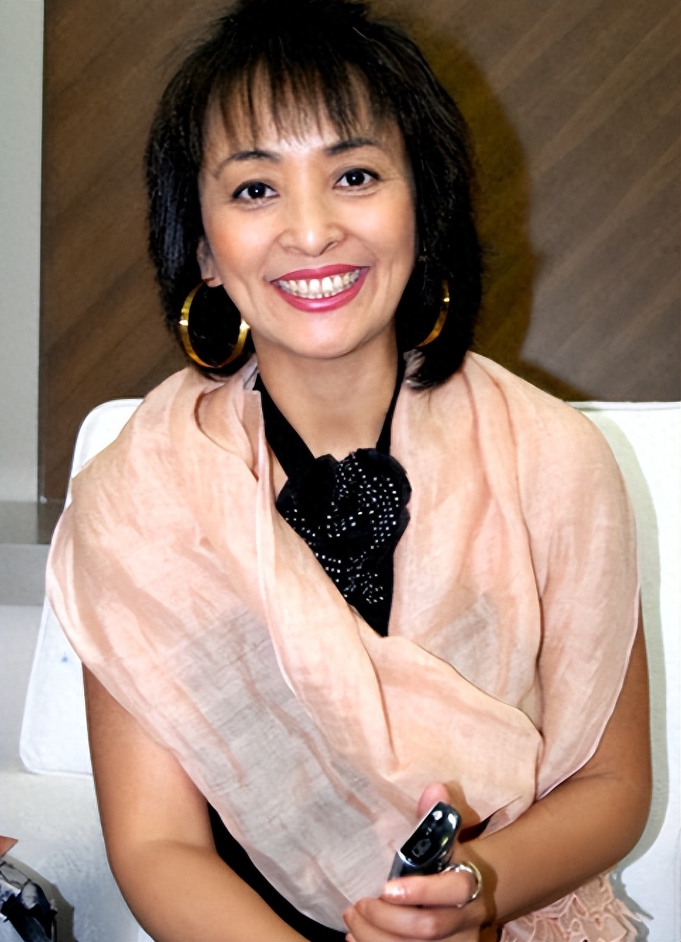 回顾:一嫁日本二嫁美国三嫁法国,扬言不嫁中国人的李勤勤,今咋样