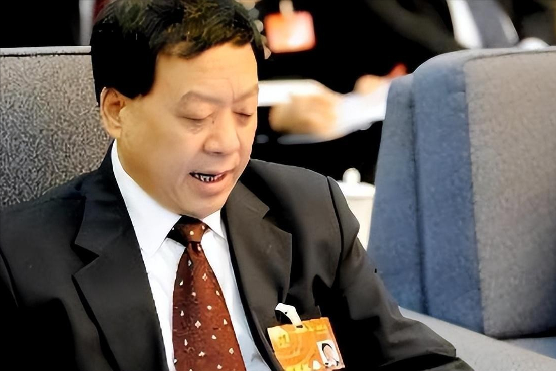 正厅级"色贪"朱广平落马:为讨好师妹敛财百万,最终被判15年