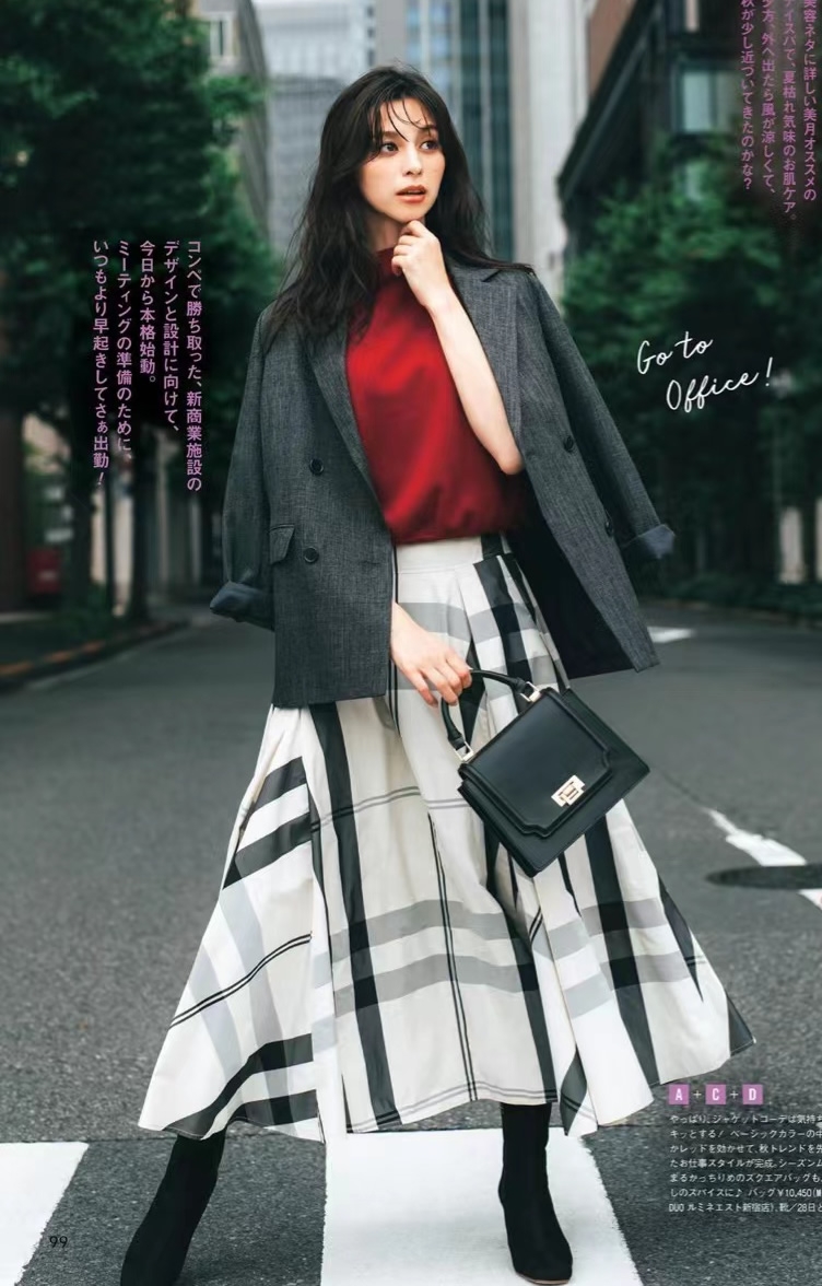 漂亮淑女的潮流穿搭有多美5件衣服穿27天这才叫高手