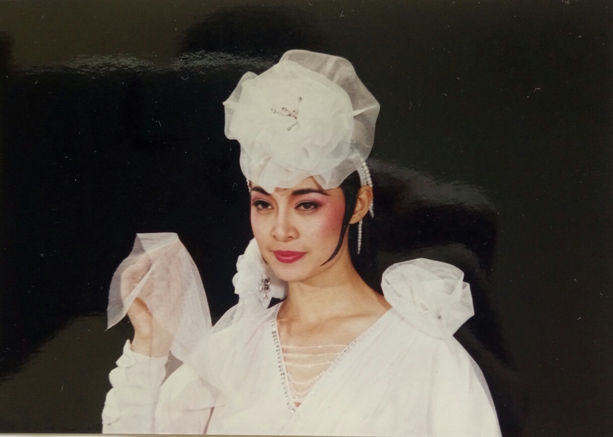 荧幕上恶婆婆年轻时颜值对比:传志娘仙气十足,窦太后长相似混血