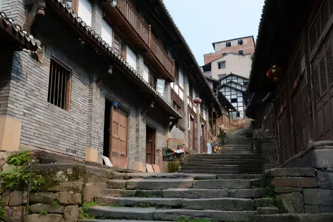 寻镇重庆石柱|西沱古镇,云梯长街雄伟,巴盐古道久远