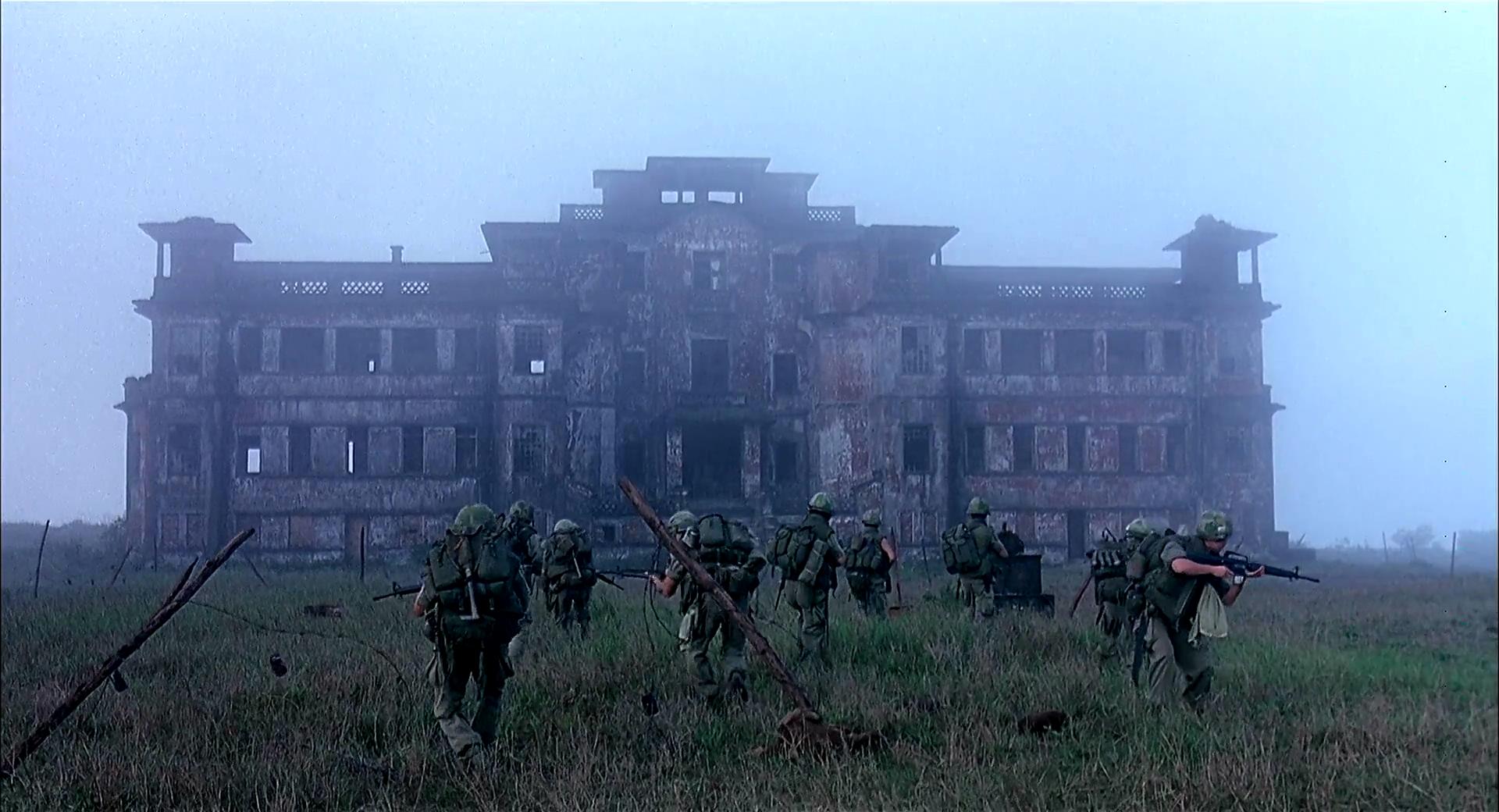 9人小队执行任务,照片却有10个士兵!详解韩国恐怖电影《r高地》