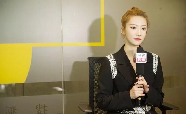 专访《你成功引起我的注意了》余玥:演白富美想体验家里有矿的感觉