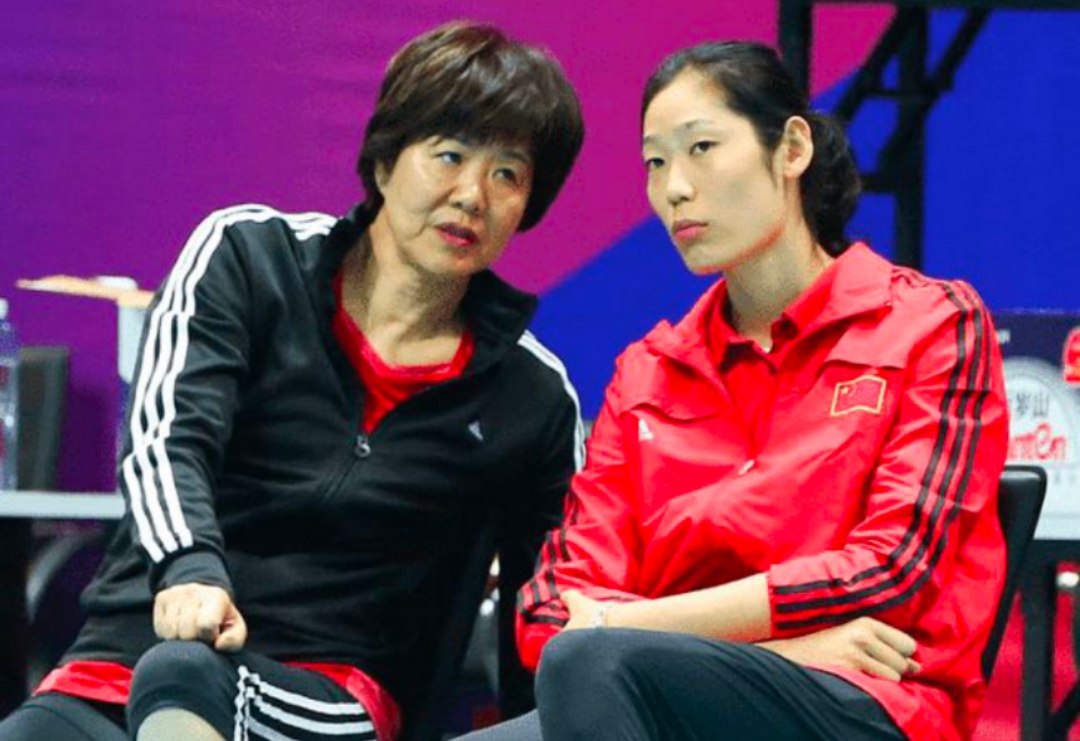 深夜11点!朱婷发文致敬郎平,《郎平你好》纪录片已完成让人期待
